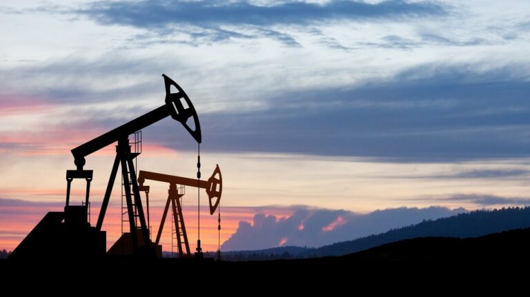 Should I Sell My Mineral Rights in Oklahoma? A Landowner’s Decision Guide